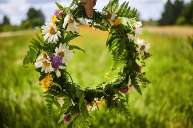 summer-solstice-day-midsummer-litha-260nw-2639473801 (kopia)